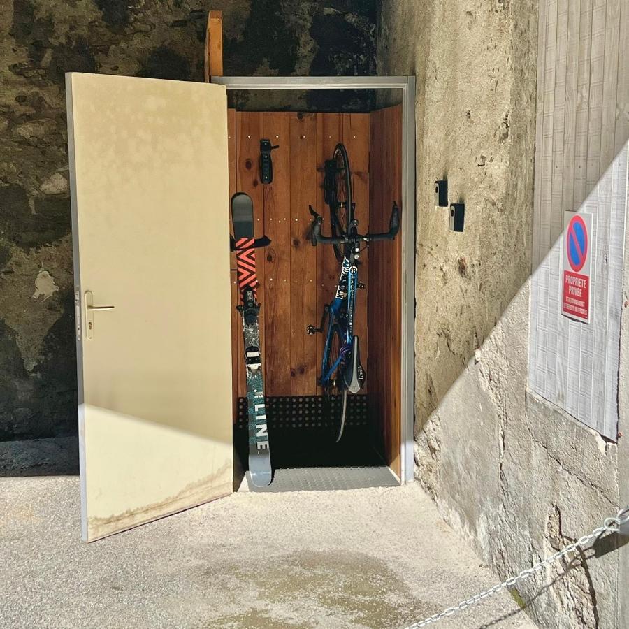 Newly Renovated Ground Floor Apartment Close To Thermes Bagneres-de-Luchon Exterior photo